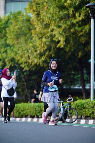 Race photo from KEMLU RUN 2025