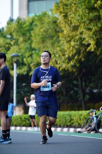 Race photo from KEMLU RUN 2025