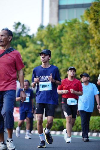 Race photo from KEMLU RUN 2025