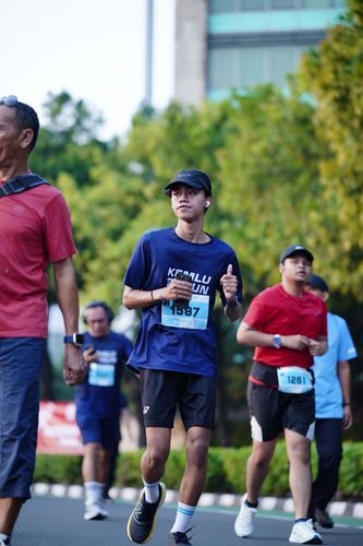 Race photo from KEMLU RUN 2025