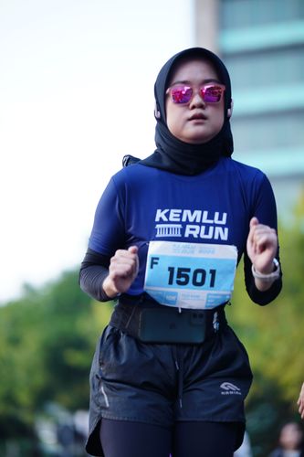 Race photo from KEMLU RUN 2025