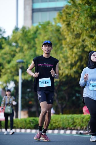 Race photo from KEMLU RUN 2025