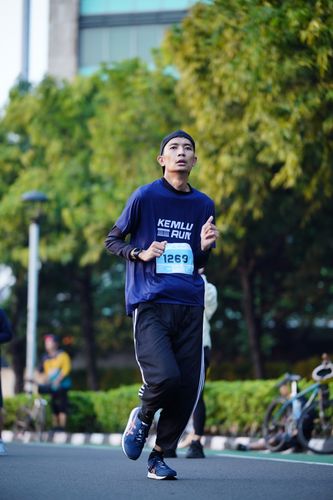 Race photo from KEMLU RUN 2025