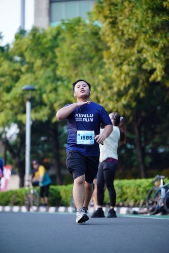 Race photo from KEMLU RUN 2025