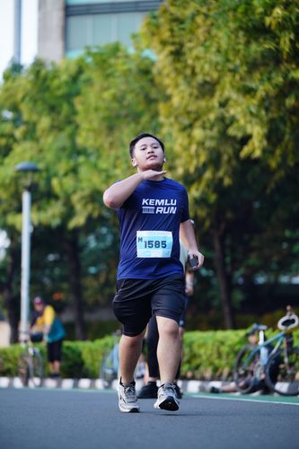 Race photo from KEMLU RUN 2025