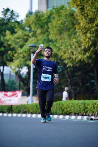 Race photo from KEMLU RUN 2025