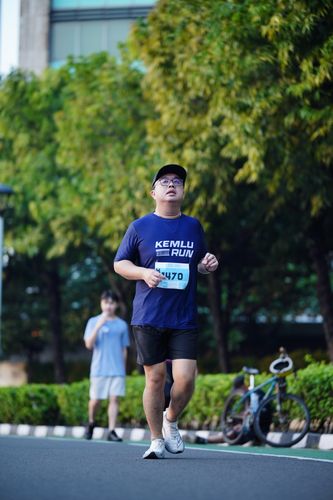 Race photo from KEMLU RUN 2025