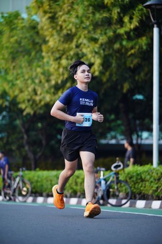 Race photo from KEMLU RUN 2025