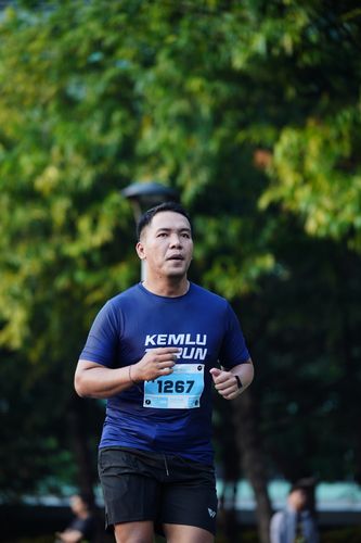 Race photo from KEMLU RUN 2025
