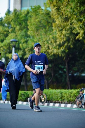 Race photo from KEMLU RUN 2025