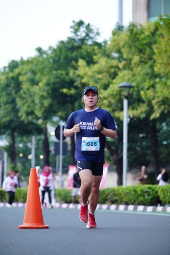 Race photo from KEMLU RUN 2025