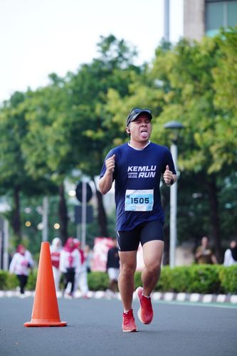 Race photo from KEMLU RUN 2025