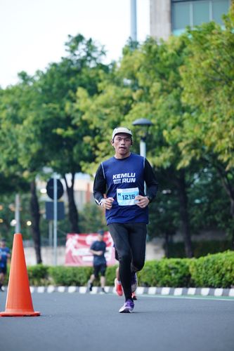 Race photo from KEMLU RUN 2025