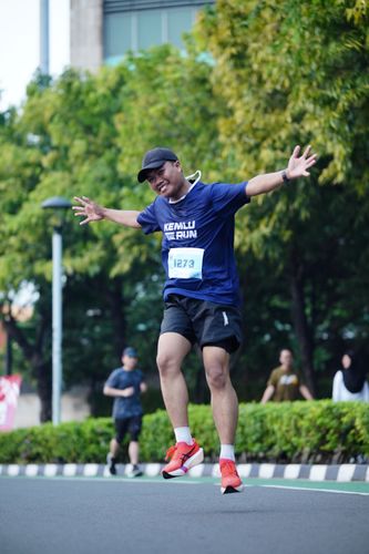 Race photo from KEMLU RUN 2025