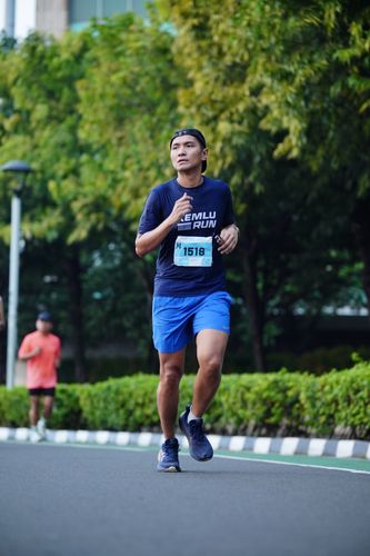 Race photo from KEMLU RUN 2025