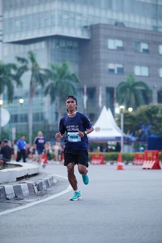 Race photo from KEMLU RUN 2025