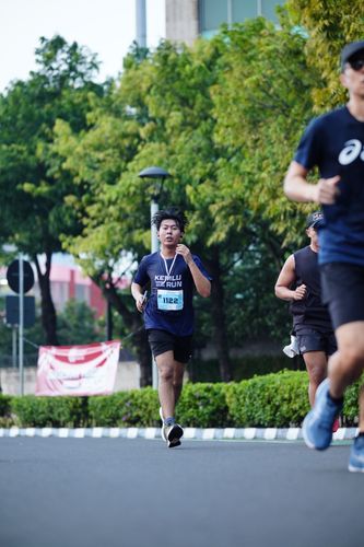 Race photo from KEMLU RUN 2025
