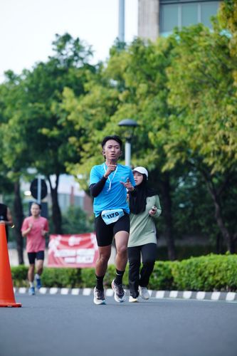 Race photo from KEMLU RUN 2025