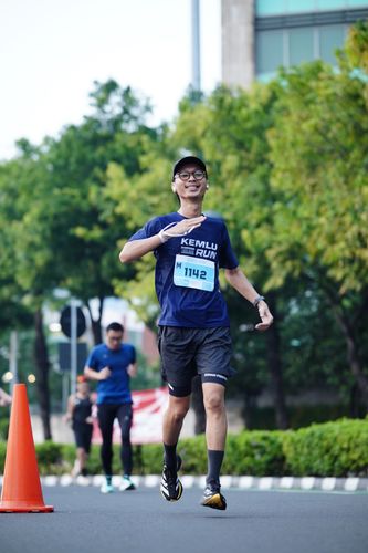 Race photo from KEMLU RUN 2025