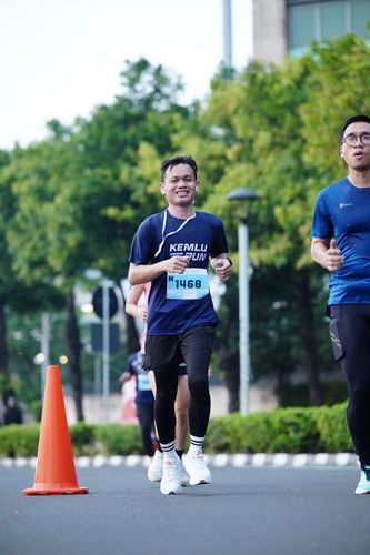 Race photo from KEMLU RUN 2025