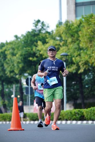 Race photo from KEMLU RUN 2025
