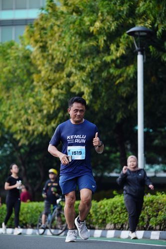 Race photo from KEMLU RUN 2025