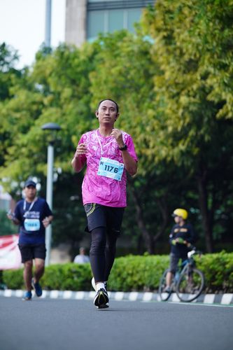 Race photo from KEMLU RUN 2025