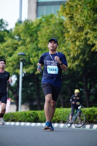 Race photo from KEMLU RUN 2025