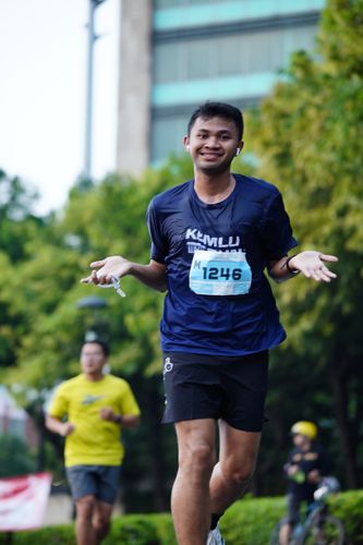 Race photo from KEMLU RUN 2025