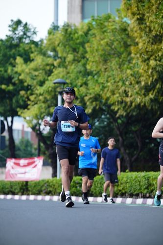 Race photo from KEMLU RUN 2025