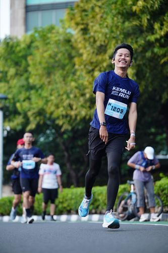 Race photo from KEMLU RUN 2025