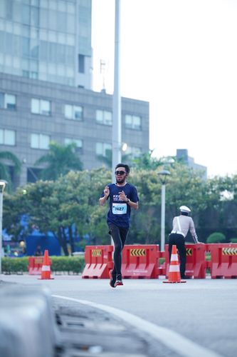 Race photo from KEMLU RUN 2025