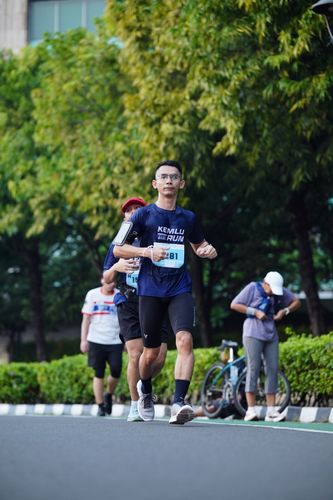 Race photo from KEMLU RUN 2025