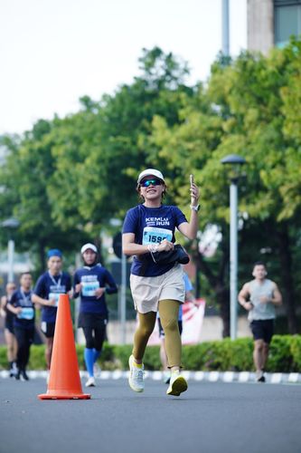 Race photo from KEMLU RUN 2025