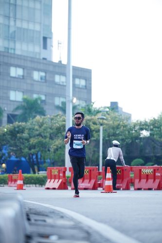 Race photo from KEMLU RUN 2025