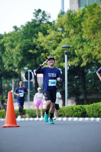 Race photo from KEMLU RUN 2025