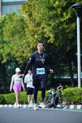 Race photo from KEMLU RUN 2025