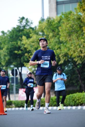 Race photo from KEMLU RUN 2025