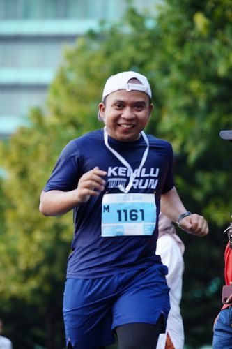 Race photo from KEMLU RUN 2025