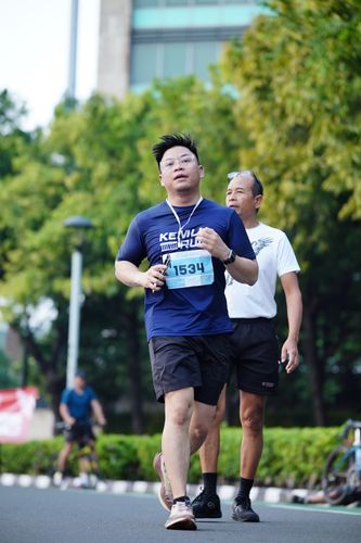 Race photo from KEMLU RUN 2025