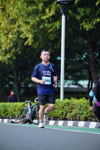 Race photo from KEMLU RUN 2025