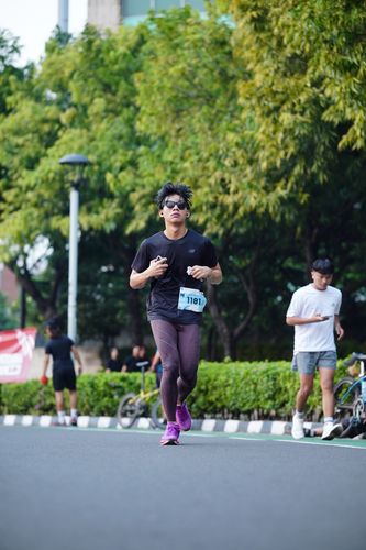 Race photo from KEMLU RUN 2025