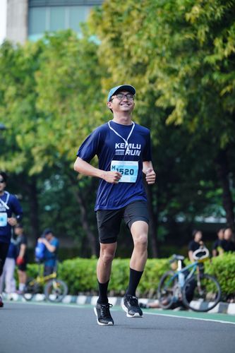 Race photo from KEMLU RUN 2025