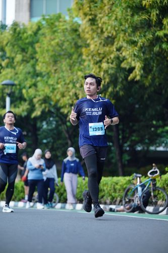 Race photo from KEMLU RUN 2025