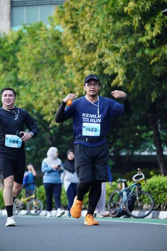 Race photo from KEMLU RUN 2025