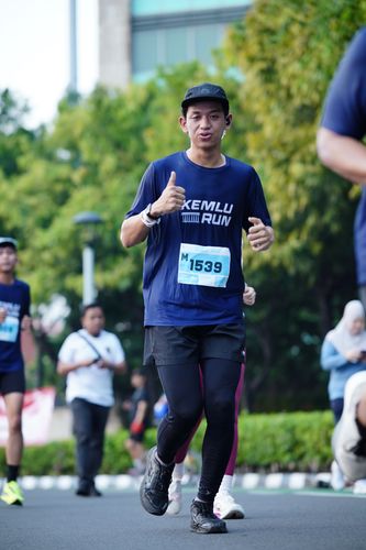 Race photo from KEMLU RUN 2025