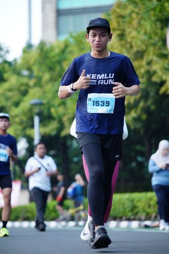 Race photo from KEMLU RUN 2025
