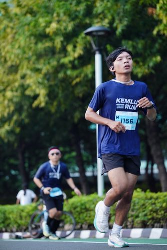 Race photo from KEMLU RUN 2025