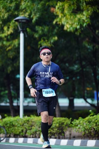 Race photo from KEMLU RUN 2025