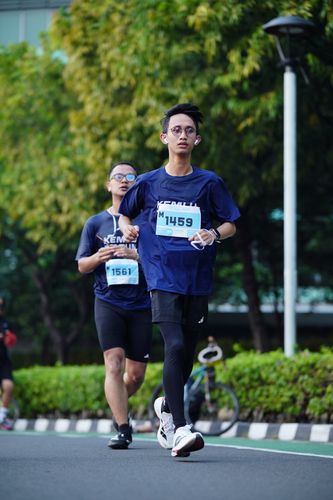 Race photo from KEMLU RUN 2025
